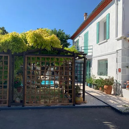 Dans Maison D'artiste * Lunel (Herault)