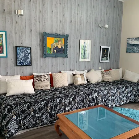 Apartment Dans Maison D'artiste Lunel (Herault)